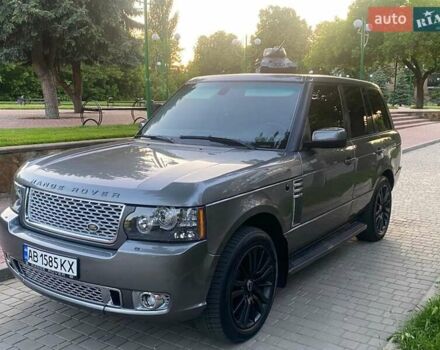 Серый Ленд Ровер Рендж Ровер, объемом двигателя 3.6 л и пробегом 330 тыс. км за 13300 $, фото 4 на Automoto.ua