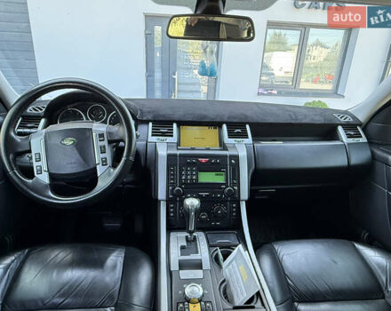 Серый Ленд Ровер Рендж Ровер, объемом двигателя 3.63 л и пробегом 247 тыс. км за 14500 $, фото 39 на Automoto.ua