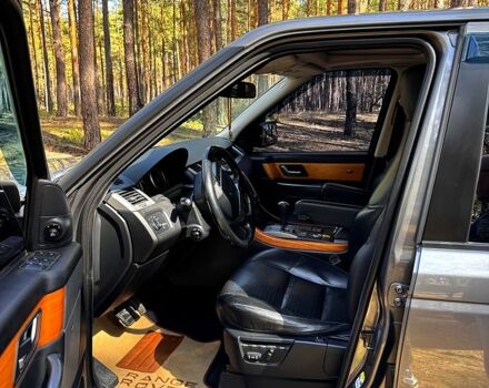 Серый Ленд Ровер Рендж Ровер, объемом двигателя 4.2 л и пробегом 215 тыс. км за 12700 $, фото 8 на Automoto.ua