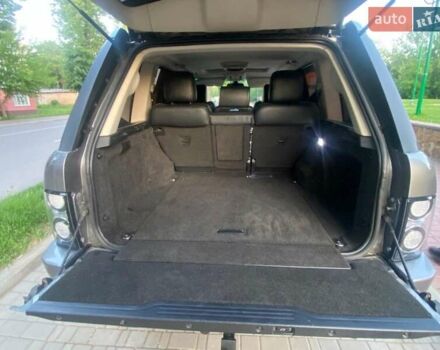 Серый Ленд Ровер Рендж Ровер, объемом двигателя 3.6 л и пробегом 330 тыс. км за 13300 $, фото 7 на Automoto.ua