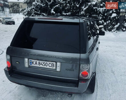 Серый Ленд Ровер Рендж Ровер, объемом двигателя 3.6 л и пробегом 320 тыс. км за 11000 $, фото 11 на Automoto.ua