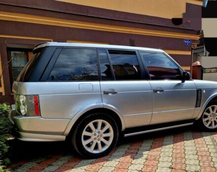 Серый Ленд Ровер Рендж Ровер, объемом двигателя 4.2 л и пробегом 131 тыс. км за 15000 $, фото 2 на Automoto.ua