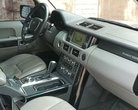 Сірий Ленд Ровер Рендж Ровер, об'ємом двигуна 3.6 л та пробігом 177 тис. км за 11999 $, фото 6 на Automoto.ua