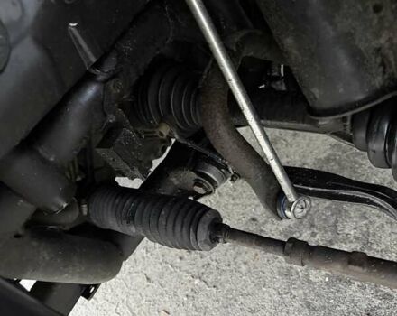 Сірий Ленд Ровер Рендж Ровер, об'ємом двигуна 3.6 л та пробігом 241 тис. км за 12000 $, фото 11 на Automoto.ua