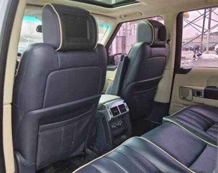 Серый Ленд Ровер Рендж Ровер, объемом двигателя 4.2 л и пробегом 131 тыс. км за 15000 $, фото 10 на Automoto.ua