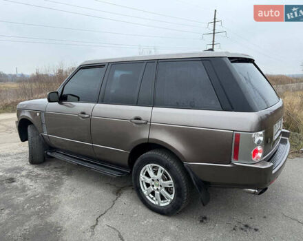 Серый Ленд Ровер Рендж Ровер, объемом двигателя 3.63 л и пробегом 240 тыс. км за 9999 $, фото 3 на Automoto.ua