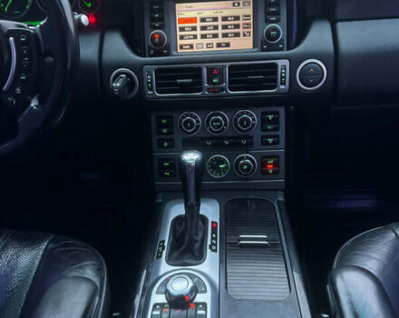 Сірий Ленд Ровер Рендж Ровер, об'ємом двигуна 3.6 л та пробігом 200 тис. км за 10500 $, фото 21 на Automoto.ua