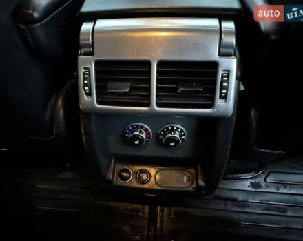 Сірий Ленд Ровер Рендж Ровер, об'ємом двигуна 3.6 л та пробігом 320 тис. км за 9999 $, фото 26 на Automoto.ua