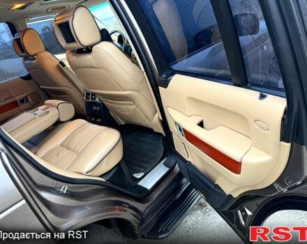 Сірий Ленд Ровер Рендж Ровер, об'ємом двигуна 3.6 л та пробігом 240 тис. км за 12000 $, фото 12 на Automoto.ua