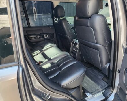 Сірий Ленд Ровер Рендж Ровер, об'ємом двигуна 3.6 л та пробігом 105 тис. км за 6341 $, фото 22 на Automoto.ua