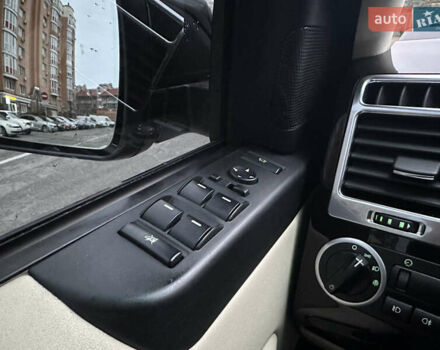 Серый Ленд Ровер Рендж Ровер, объемом двигателя 3.63 л и пробегом 230 тыс. км за 15900 $, фото 18 на Automoto.ua