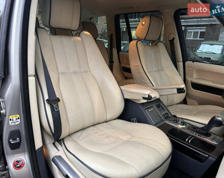 Серый Ленд Ровер Рендж Ровер, объемом двигателя 3.63 л и пробегом 230 тыс. км за 15900 $, фото 9 на Automoto.ua