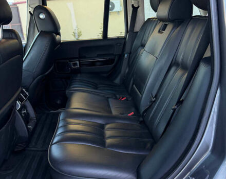 Серый Ленд Ровер Рендж Ровер, объемом двигателя 3.63 л и пробегом 197 тыс. км за 15999 $, фото 6 на Automoto.ua