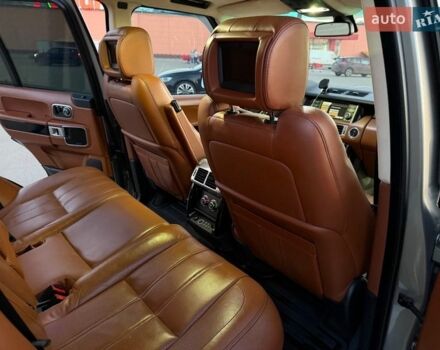 Серый Ленд Ровер Рендж Ровер, объемом двигателя 3.63 л и пробегом 308 тыс. км за 14300 $, фото 11 на Automoto.ua