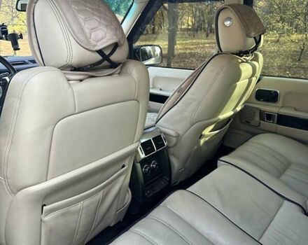 Серый Ленд Ровер Рендж Ровер, объемом двигателя 3.63 л и пробегом 229 тыс. км за 16500 $, фото 8 на Automoto.ua