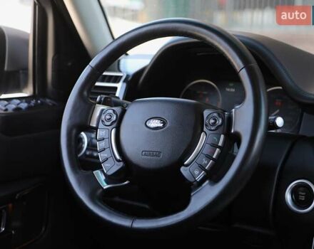 Серый Ленд Ровер Рендж Ровер, объемом двигателя 4.37 л и пробегом 252 тыс. км за 21500 $, фото 13 на Automoto.ua