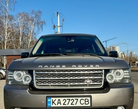 Серый Ленд Ровер Рендж Ровер, объемом двигателя 5 л и пробегом 255 тыс. км за 15350 $, фото 1 на Automoto.ua