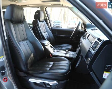 Серый Ленд Ровер Рендж Ровер, объемом двигателя 4.37 л и пробегом 252 тыс. км за 21500 $, фото 9 на Automoto.ua