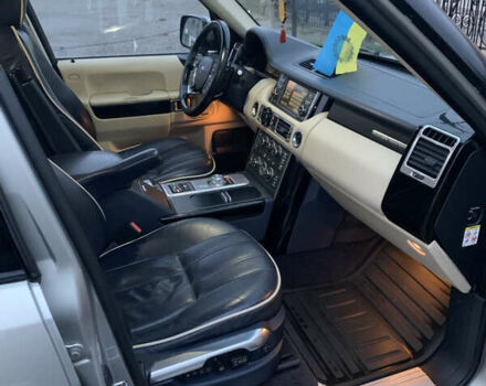 Серый Ленд Ровер Рендж Ровер, объемом двигателя 4.37 л и пробегом 398 тыс. км за 12500 $, фото 10 на Automoto.ua