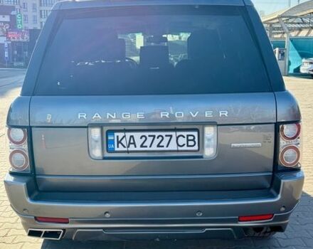 Серый Ленд Ровер Рендж Ровер, объемом двигателя 5 л и пробегом 255 тыс. км за 15350 $, фото 5 на Automoto.ua