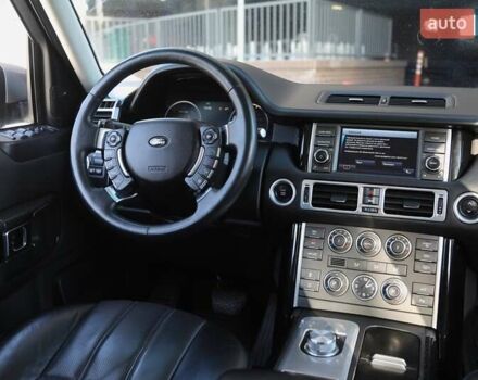 Серый Ленд Ровер Рендж Ровер, объемом двигателя 4.37 л и пробегом 252 тыс. км за 21500 $, фото 10 на Automoto.ua