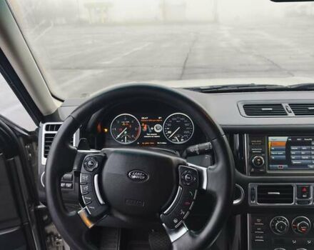 Сірий Ленд Ровер Рендж Ровер, об'ємом двигуна 4.37 л та пробігом 246 тис. км за 21000 $, фото 13 на Automoto.ua