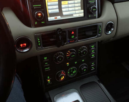 Серый Ленд Ровер Рендж Ровер, объемом двигателя 4.37 л и пробегом 398 тыс. км за 12500 $, фото 13 на Automoto.ua