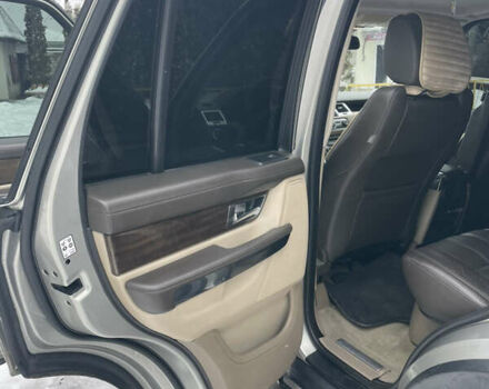Серый Ленд Ровер Рендж Ровер, объемом двигателя 2.99 л и пробегом 235 тыс. км за 22000 $, фото 10 на Automoto.ua