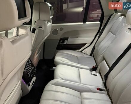 Сірий Ленд Ровер Рендж Ровер, об'ємом двигуна 5 л та пробігом 174 тис. км за 38000 $, фото 16 на Automoto.ua