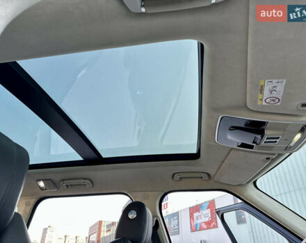 Серый Ленд Ровер Рендж Ровер, объемом двигателя 4.37 л и пробегом 100 тыс. км за 42000 $, фото 52 на Automoto.ua