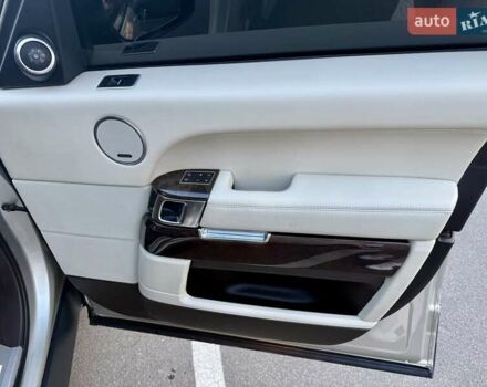 Серый Ленд Ровер Рендж Ровер, объемом двигателя 4.37 л и пробегом 210 тыс. км за 41499 $, фото 20 на Automoto.ua
