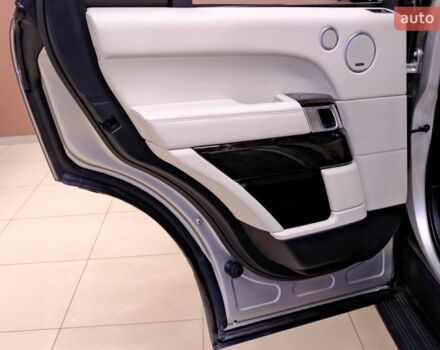 Сірий Ленд Ровер Рендж Ровер, об'ємом двигуна 4.37 л та пробігом 227 тис. км за 31900 $, фото 31 на Automoto.ua