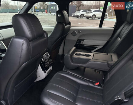 Сірий Ленд Ровер Рендж Ровер, об'ємом двигуна 4.37 л та пробігом 190 тис. км за 29500 $, фото 18 на Automoto.ua