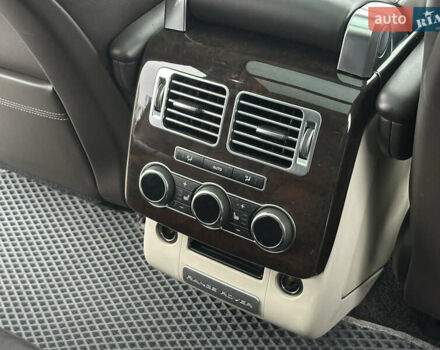 Сірий Ленд Ровер Рендж Ровер, об'ємом двигуна 4.37 л та пробігом 180 тис. км за 35500 $, фото 45 на Automoto.ua