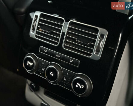 Сірий Ленд Ровер Рендж Ровер, об'ємом двигуна 4.37 л та пробігом 190 тис. км за 29500 $, фото 17 на Automoto.ua