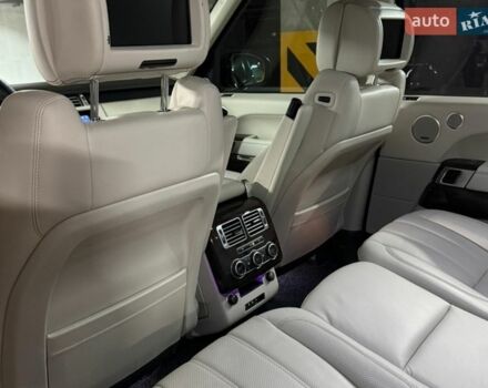 Сірий Ленд Ровер Рендж Ровер, об'ємом двигуна 5 л та пробігом 174 тис. км за 38000 $, фото 15 на Automoto.ua