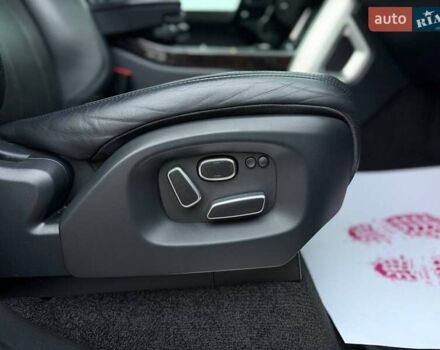 Серый Ленд Ровер Рендж Ровер, объемом двигателя 4.37 л и пробегом 207 тыс. км за 35000 $, фото 34 на Automoto.ua