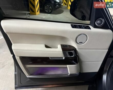 Сірий Ленд Ровер Рендж Ровер, об'ємом двигуна 5 л та пробігом 174 тис. км за 38000 $, фото 17 на Automoto.ua