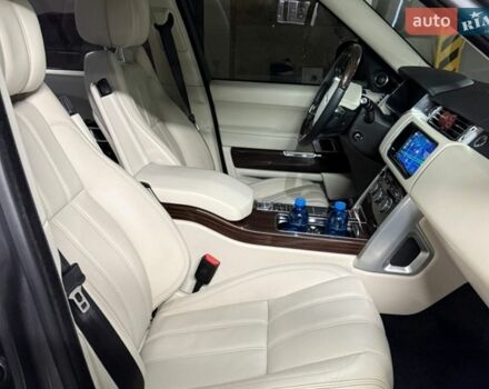 Сірий Ленд Ровер Рендж Ровер, об'ємом двигуна 5 л та пробігом 174 тис. км за 38000 $, фото 12 на Automoto.ua