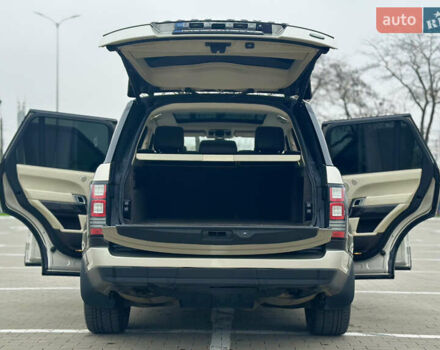 Сірий Ленд Ровер Рендж Ровер, об'ємом двигуна 4.37 л та пробігом 180 тис. км за 35500 $, фото 29 на Automoto.ua