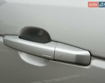 Сірий Ленд Ровер Рендж Ровер, об'ємом двигуна 4.37 л та пробігом 181 тис. км за 34500 $, фото 21 на Automoto.ua