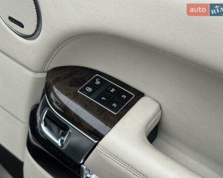 Сірий Ленд Ровер Рендж Ровер, об'ємом двигуна 4.37 л та пробігом 180 тис. км за 35500 $, фото 52 на Automoto.ua