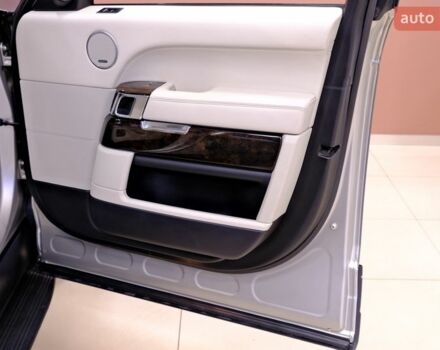 Сірий Ленд Ровер Рендж Ровер, об'ємом двигуна 4.37 л та пробігом 227 тис. км за 31900 $, фото 40 на Automoto.ua