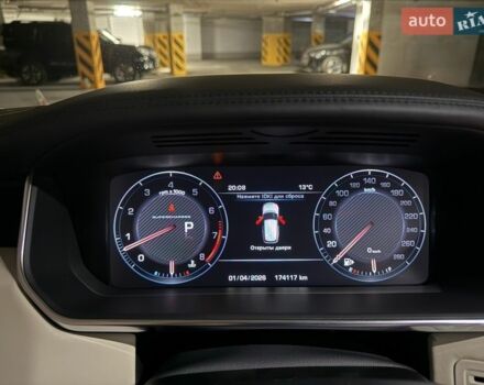 Сірий Ленд Ровер Рендж Ровер, об'ємом двигуна 5 л та пробігом 174 тис. км за 38000 $, фото 10 на Automoto.ua