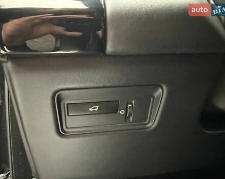 Серый Ленд Ровер Рендж Ровер, объемом двигателя 4.37 л и пробегом 271 тыс. км за 29990 $, фото 18 на Automoto.ua