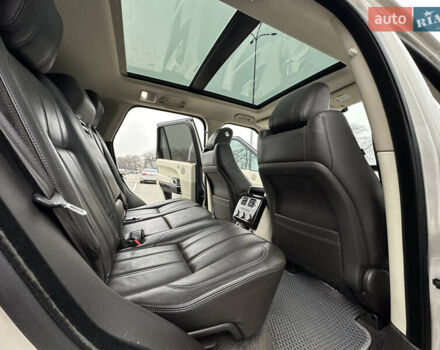 Сірий Ленд Ровер Рендж Ровер, об'ємом двигуна 4.37 л та пробігом 180 тис. км за 35500 $, фото 44 на Automoto.ua