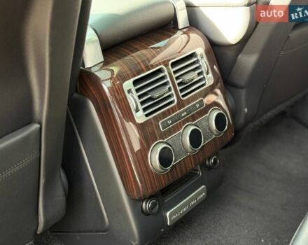 Сірий Ленд Ровер Рендж Ровер, об'ємом двигуна 3 л та пробігом 176 тис. км за 23900 $, фото 16 на Automoto.ua