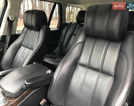 Серый Ленд Ровер Рендж Ровер, объемом двигателя 3 л и пробегом 201 тыс. км за 37900 $, фото 38 на Automoto.ua