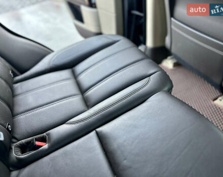 Серый Ленд Ровер Рендж Ровер, объемом двигателя 4.37 л и пробегом 100 тыс. км за 42000 $, фото 47 на Automoto.ua