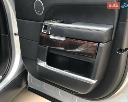 Серый Ленд Ровер Рендж Ровер, объемом двигателя 3 л и пробегом 201 тыс. км за 37900 $, фото 30 на Automoto.ua